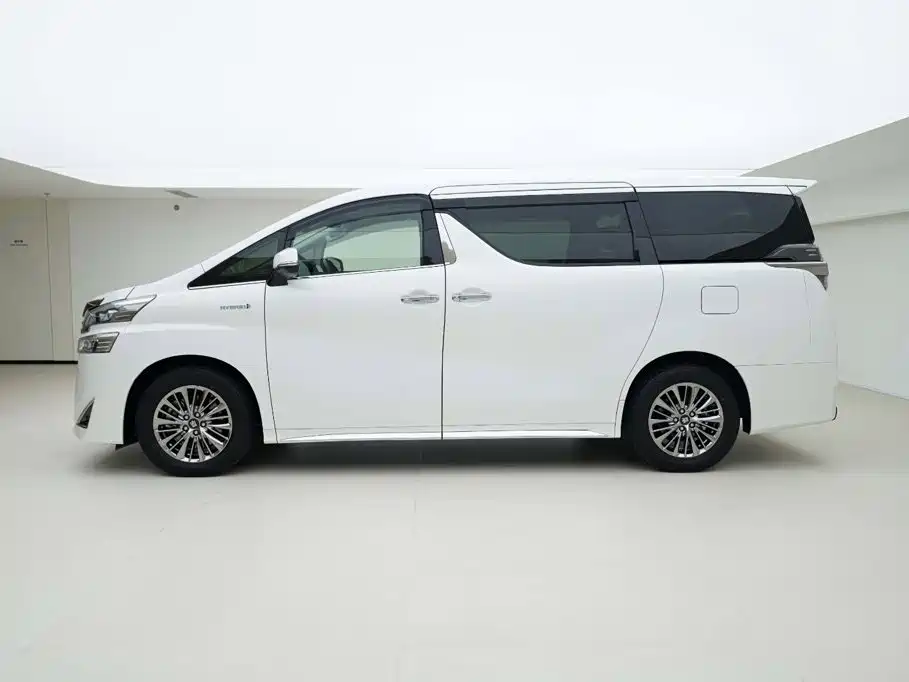 Toyota Vellfire 2021 2021 Crown Hybrid 2.5L HV Luxury Edition