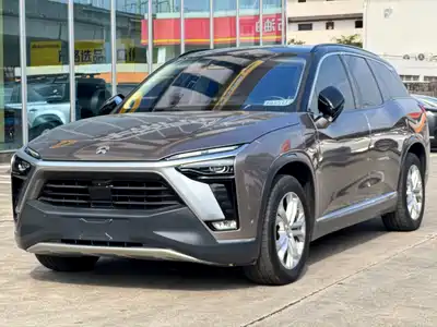 NIO ES8