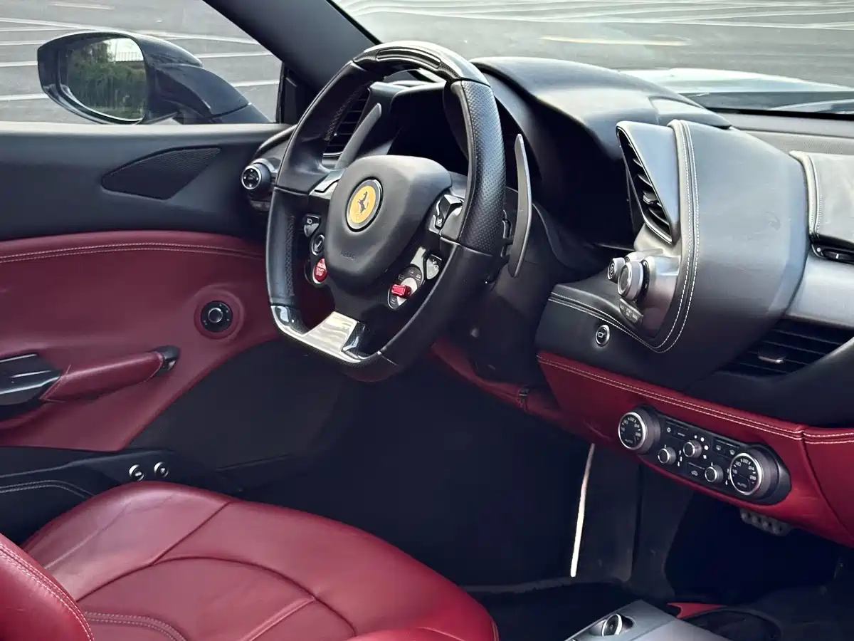 Ferrari 488 2015 488 GTB фото 9