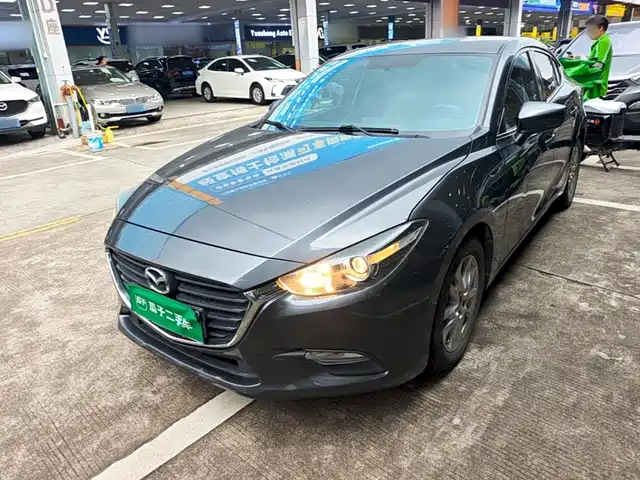 Mazda 3 Axela 2019
