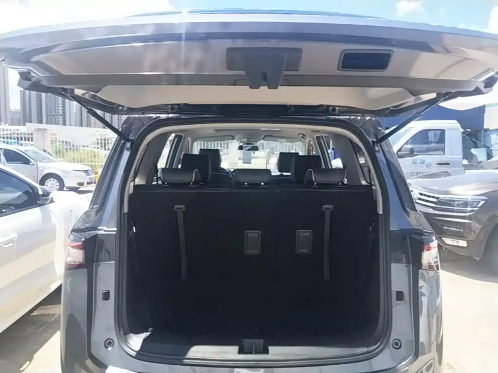 Wuling Motors Wuling Jiachen 2024 2022 1.5T CVT Exclusive Flagship Model