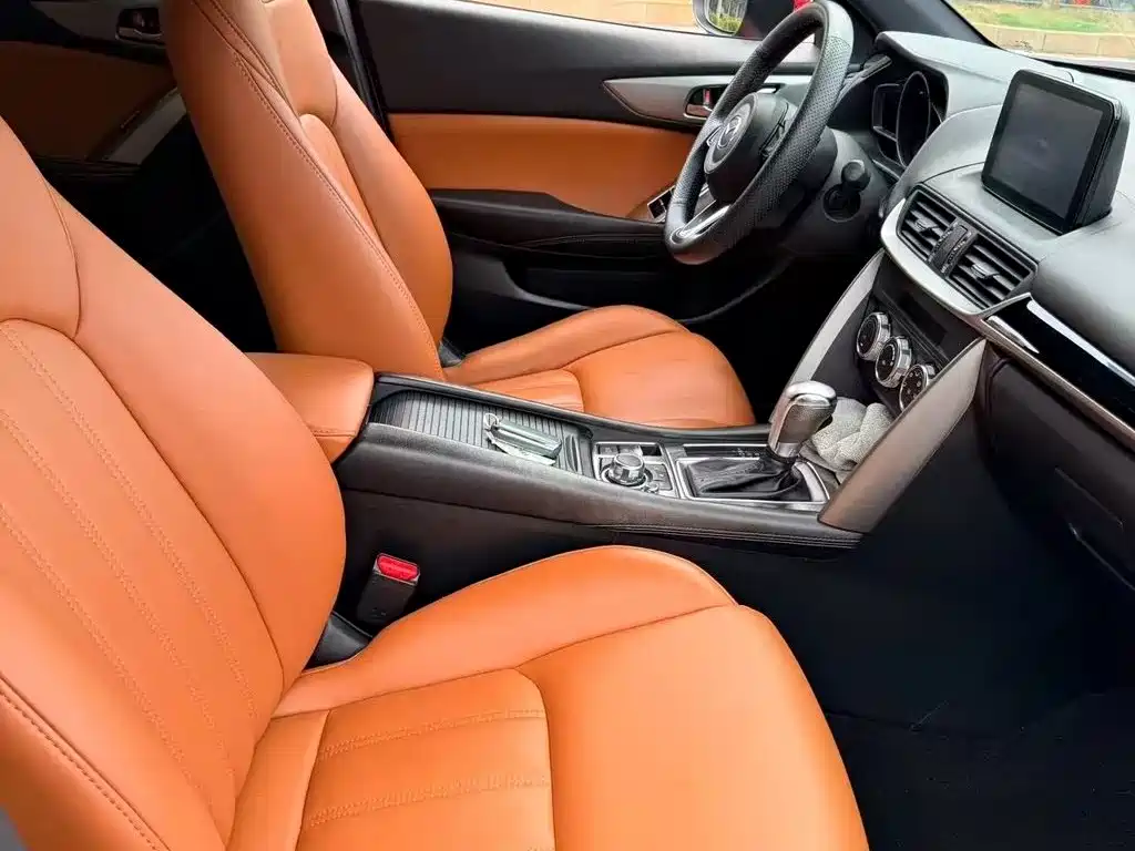Фото 7 - Mazda CX-4