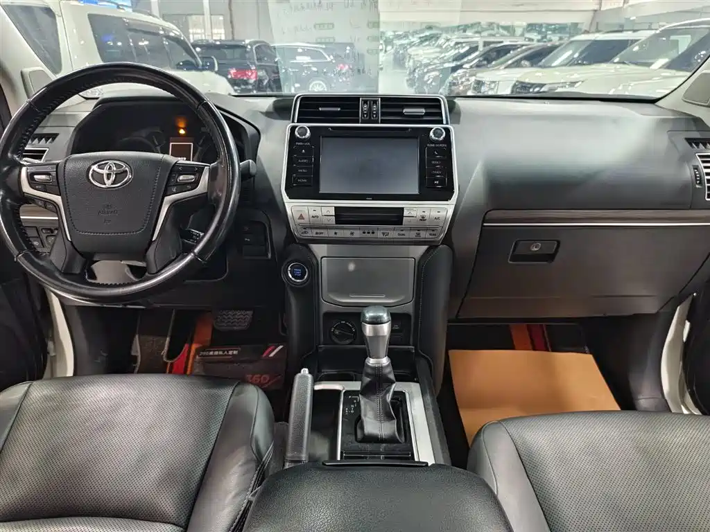 Toyota Prado 2018 3.5L Automatic TX-L Rear-mounted Spare Tire фото 14