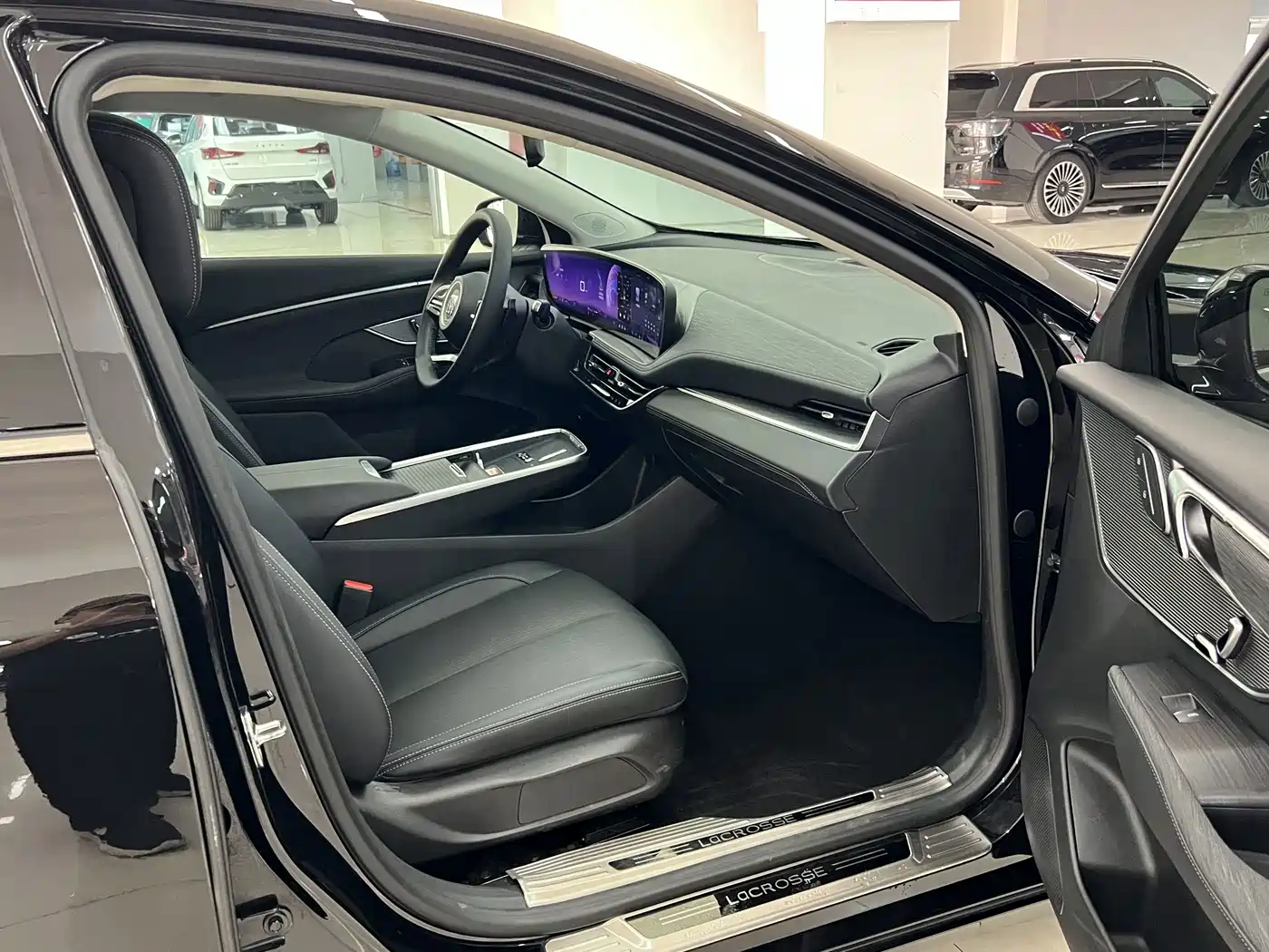 Buick LaCrosse 2025 2025 Model 28T Platinum Edition
