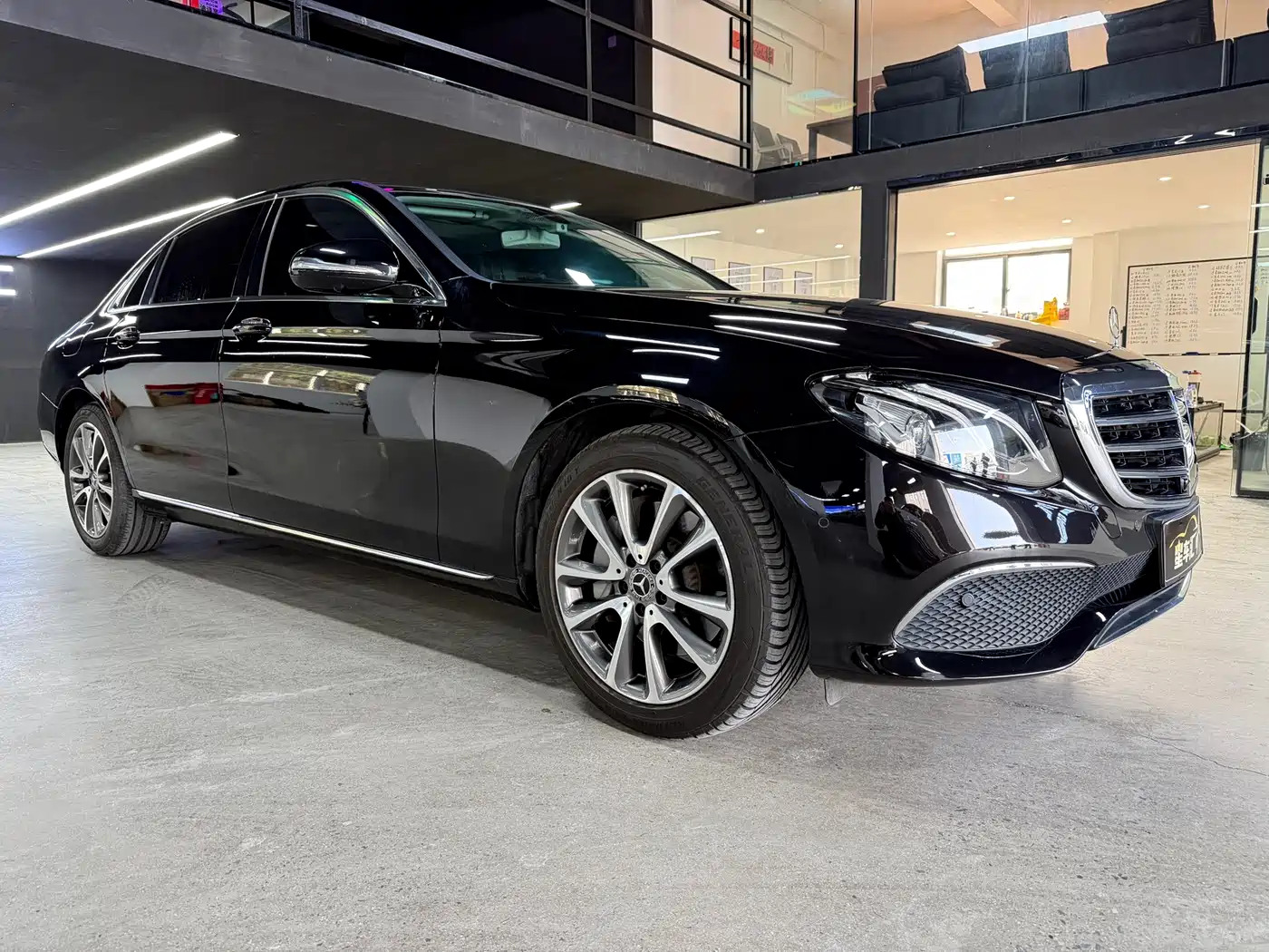 Mercedes-Benz E-Class 2018 Facelift E 300 L Fashion фото 3