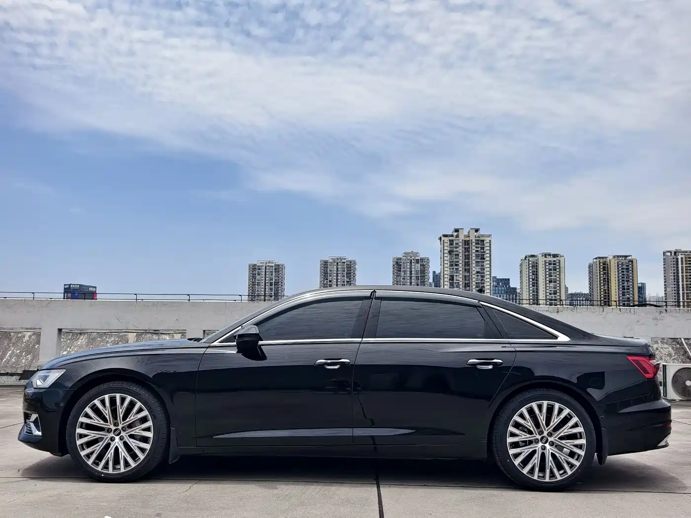 Audi A6L 2024 45 TFSI Premium Elegance фото 4