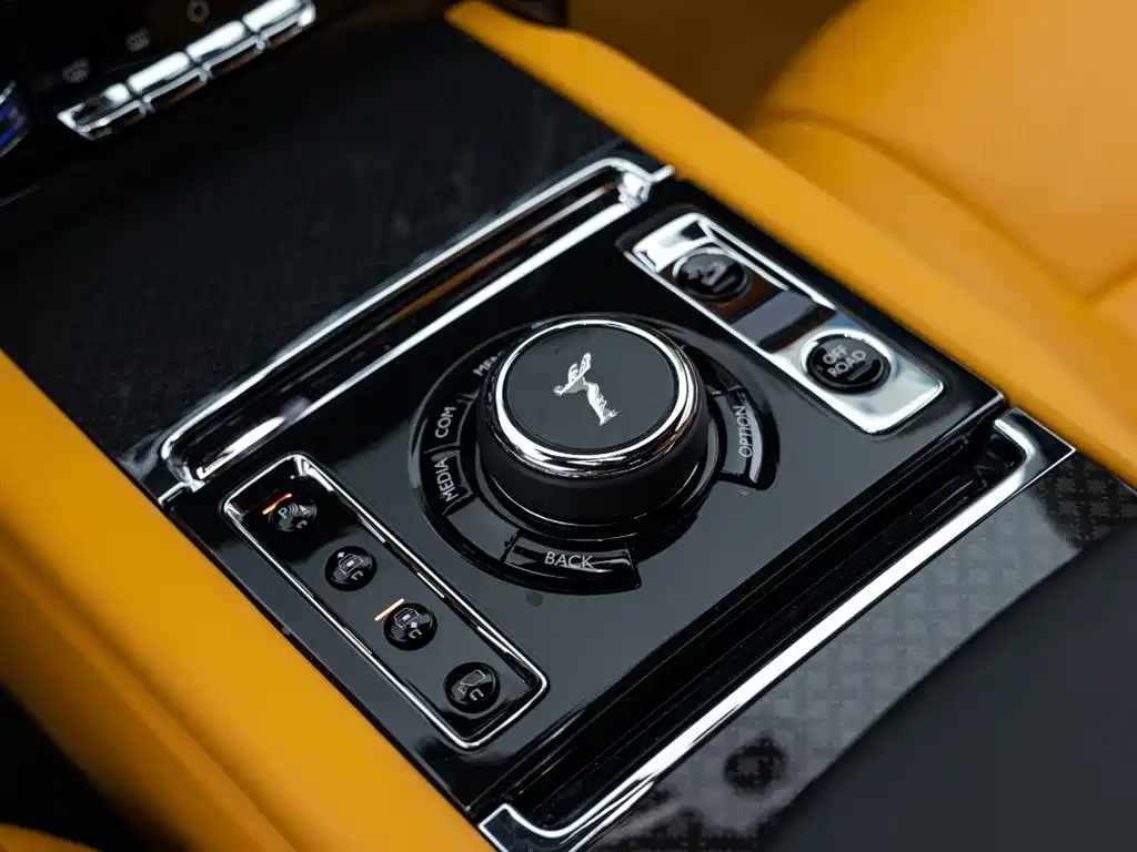 Rolls-Royce Cullinan 2023 2024 Black Badge