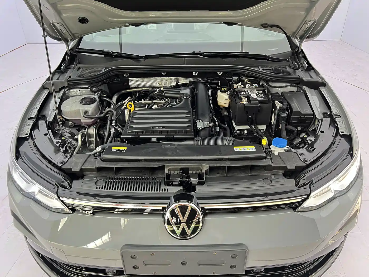 Volkswagen Golf 2024 2023 280TSI DSG R-Line Lite