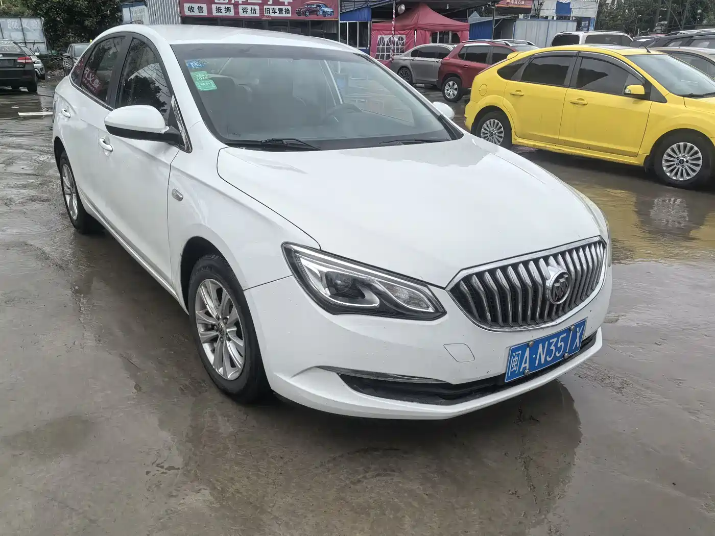 Buick Excelle 2015 15N Automatic Progressive фото 3