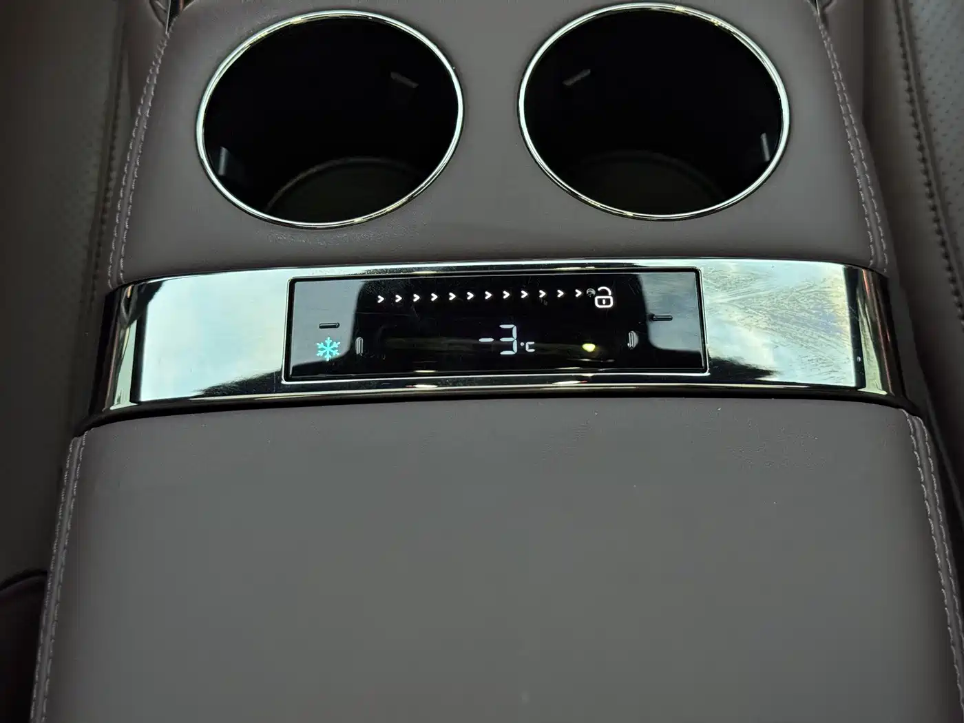 Denza Z9GT 2025 2024 1100 AWD Ultra Edition