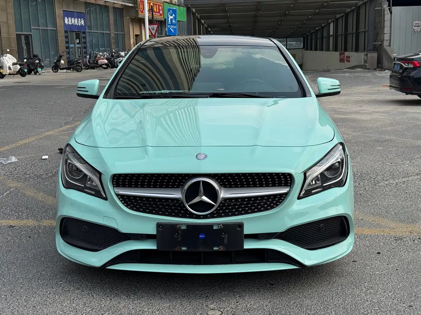 Mercedes-Benz CLA (Import) 2017 CLA 200 Fashion фото 2