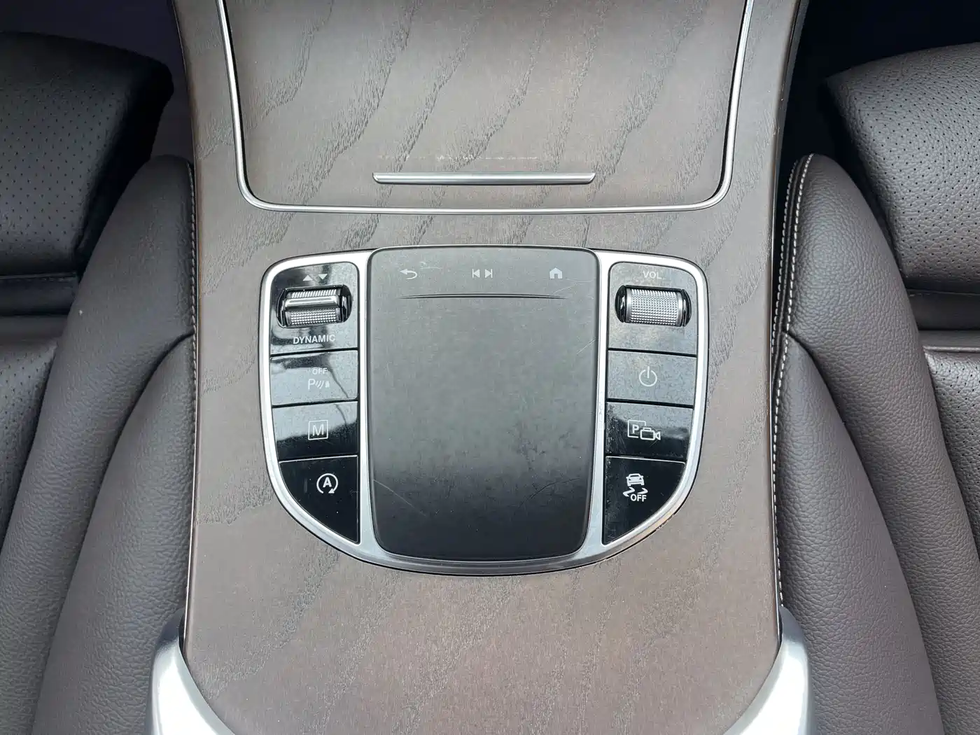 Mercedes-Benz GLC 2022 Facelift GLC 300 L 4MATIC Dynamic Collector's Edition фото 19