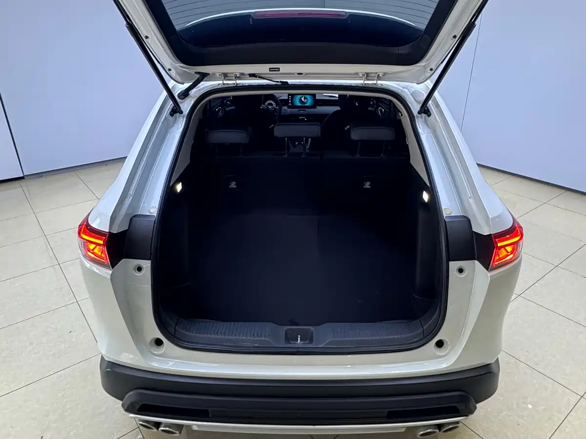 Honda Vezel 2024 2023 1.5L CVT Technology Edition