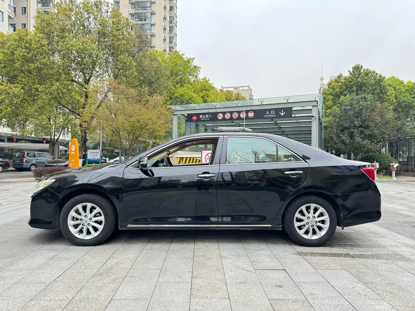Toyota Camry 2012 2.0G Luxury Edition фото 13