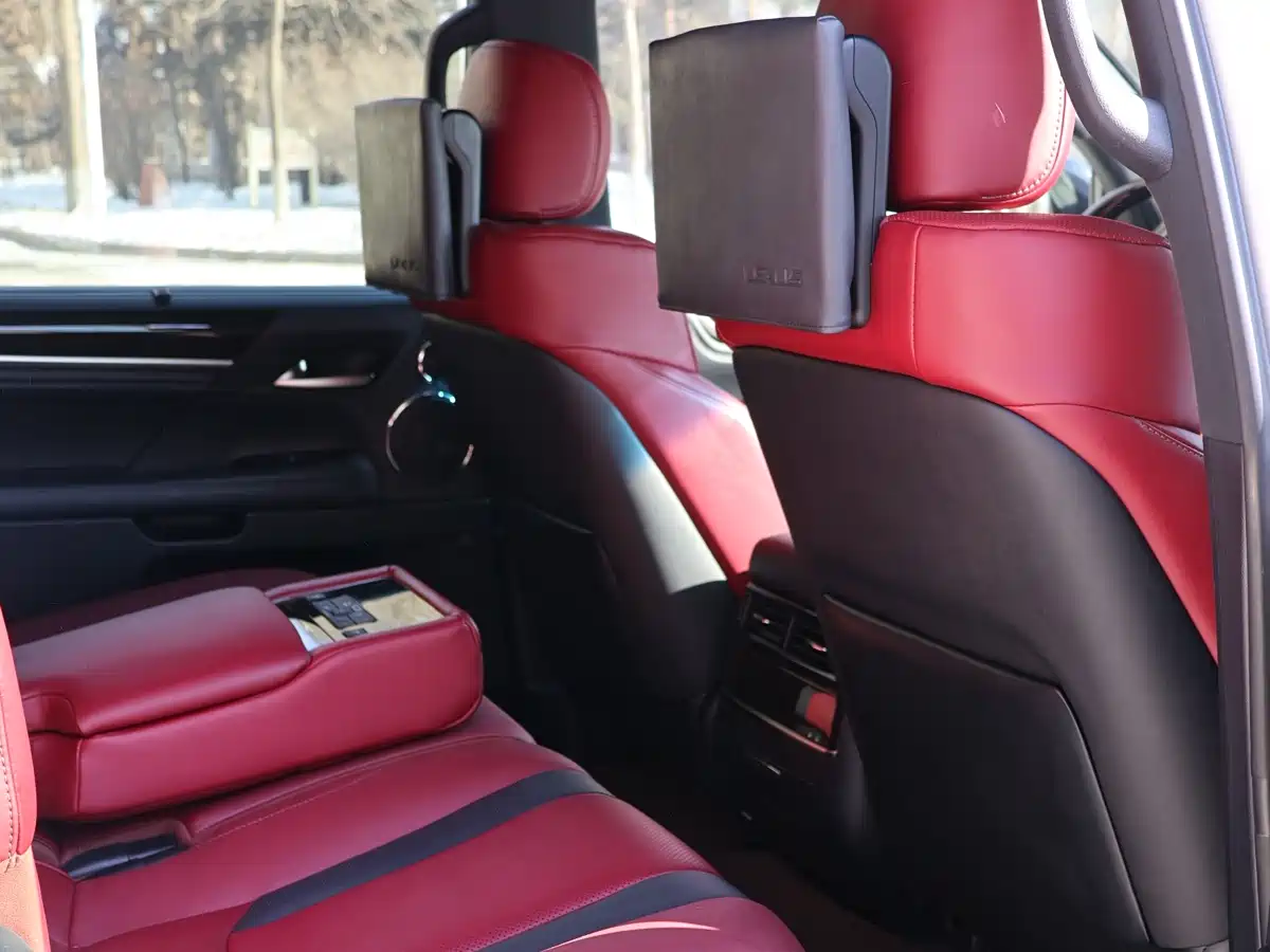Lexus LX 2019 570 Peak Special Edition фото 16