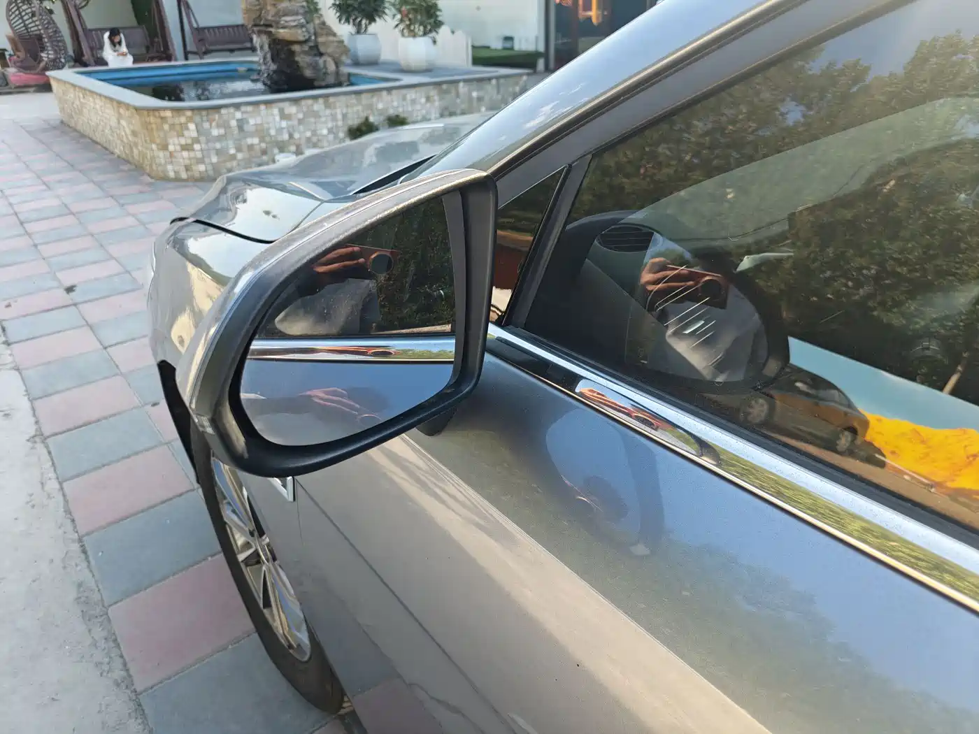 BYD Qin PLUS 2024 Glory Edition DM-i 55KM Leading фото 9