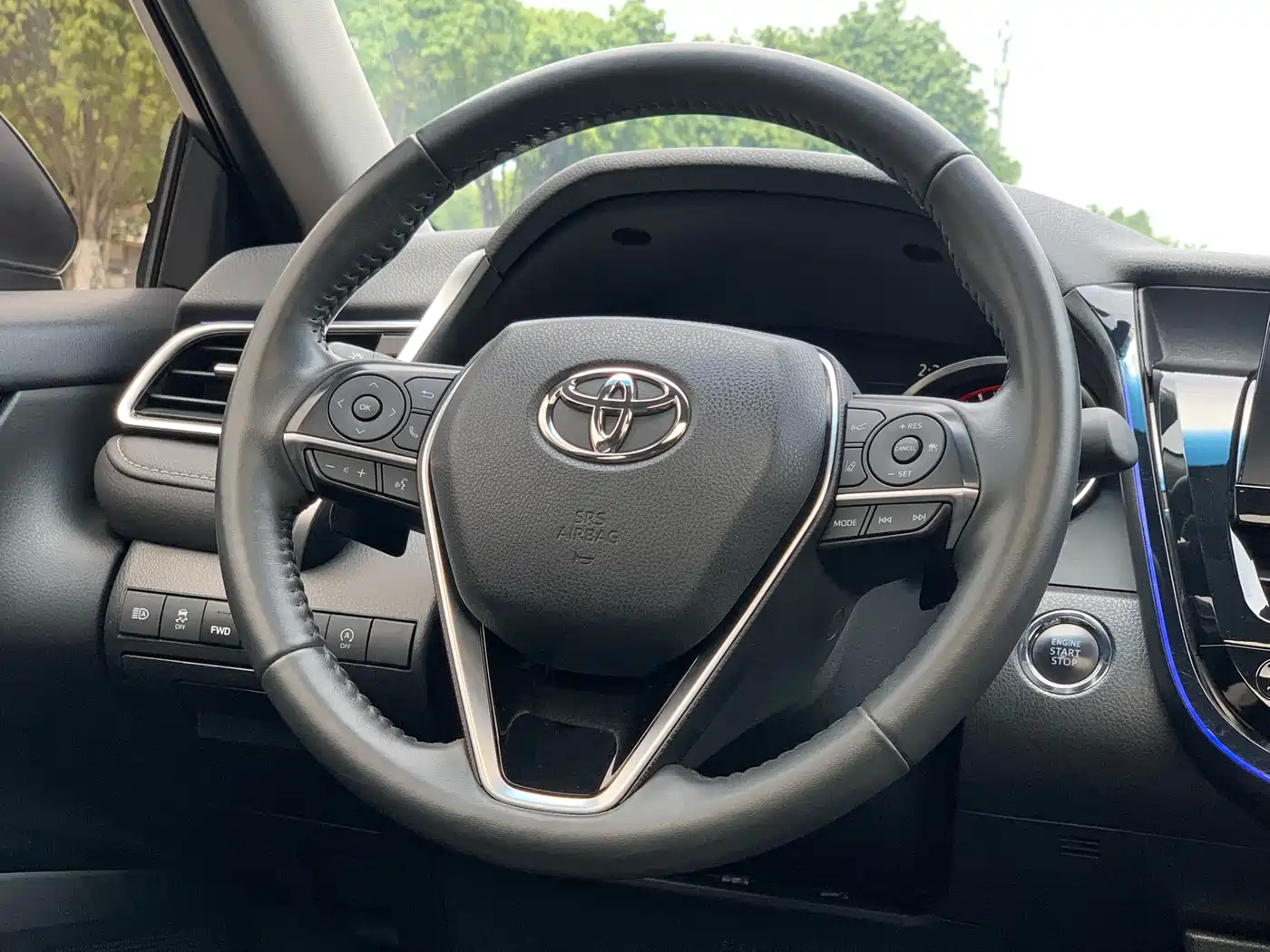 Toyota Camry 2023 2.0S Knight Edition фото 19