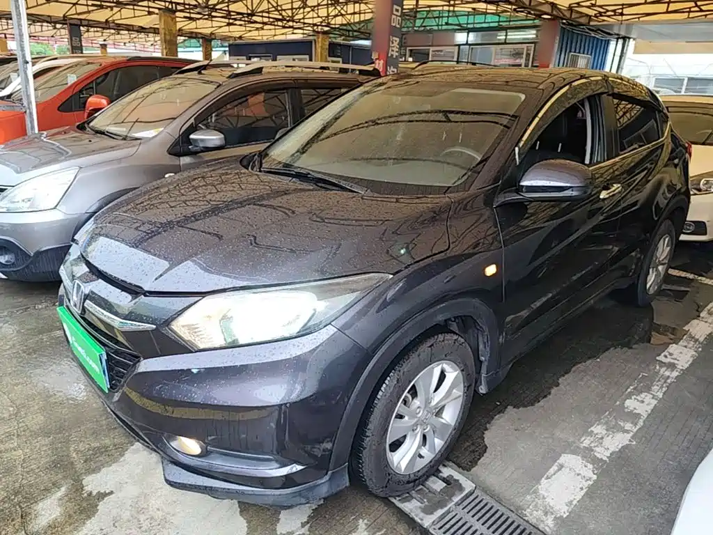 Honda Vezel 2016 2015 1.8L CVT FWD Elite