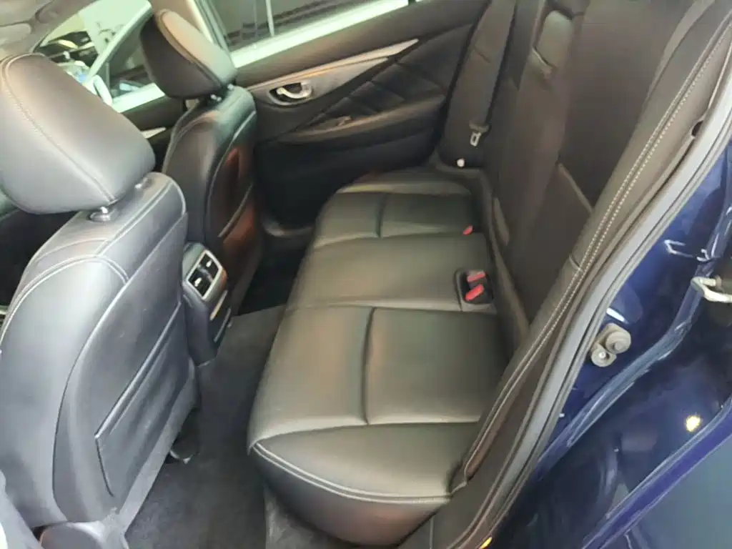 Infiniti Q50L 2017 2016 Model 2.0T Joy Edition