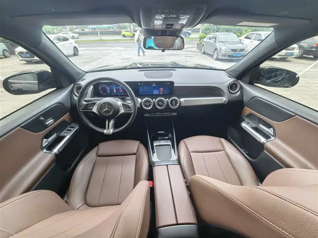 Mercedes-Benz GLB 2024 GLB 200 Dynamic фото 5
