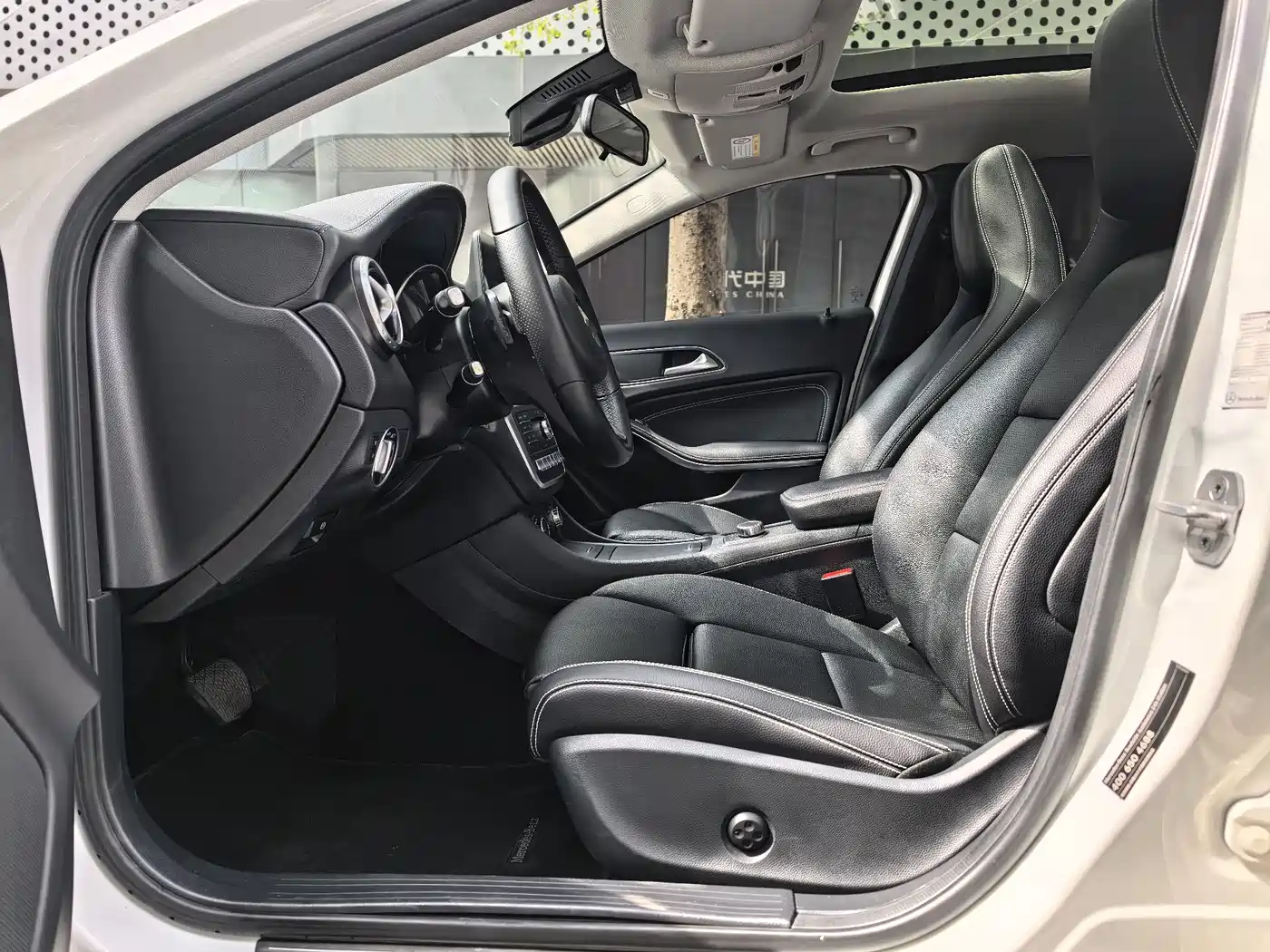 Mercedes-Benz GLA 2016 GLA 220 4MATIC Fashion фото 8