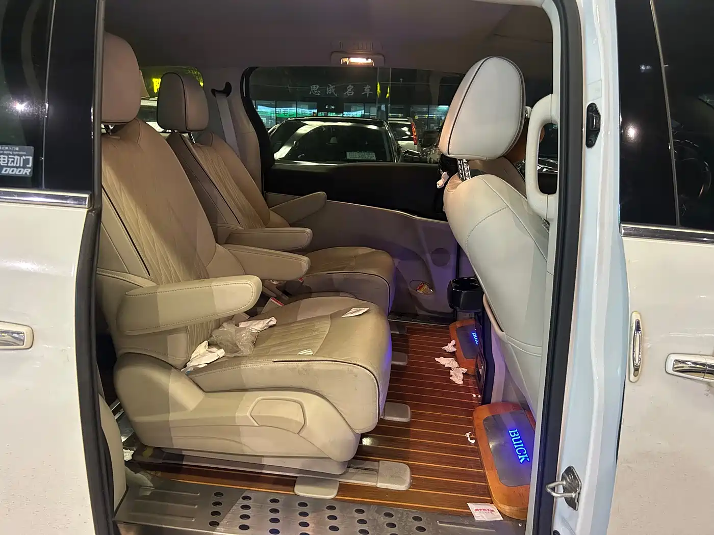 Buick GL8 2021 Land Business Class 652T Luxury фото 8