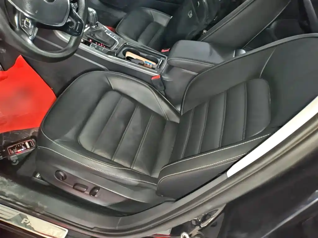 Volkswagen Passat 2017 330TSI DSG Prestige фото 15