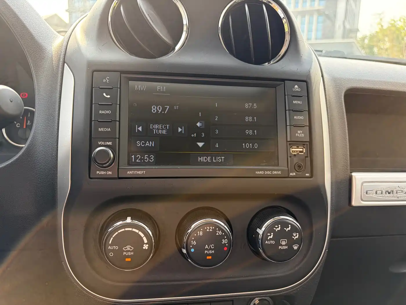 Фото 17 - Jeep Compass (Import)
