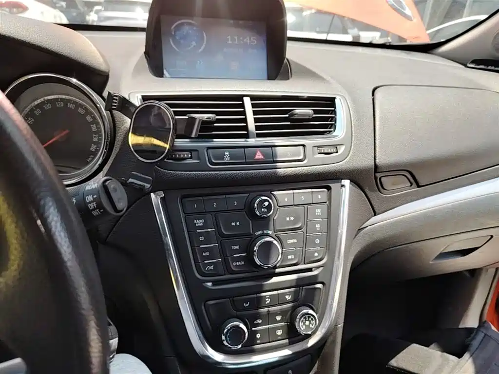 Buick Encore 2015 1.4T Automatic 2WD Urban Elite фото 13