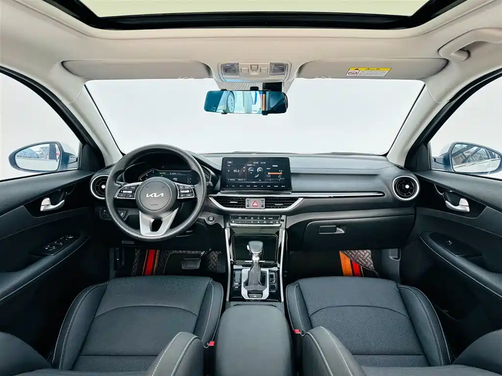 Kia K3 2021 1.5L CVT Refreshed Edition фото 15