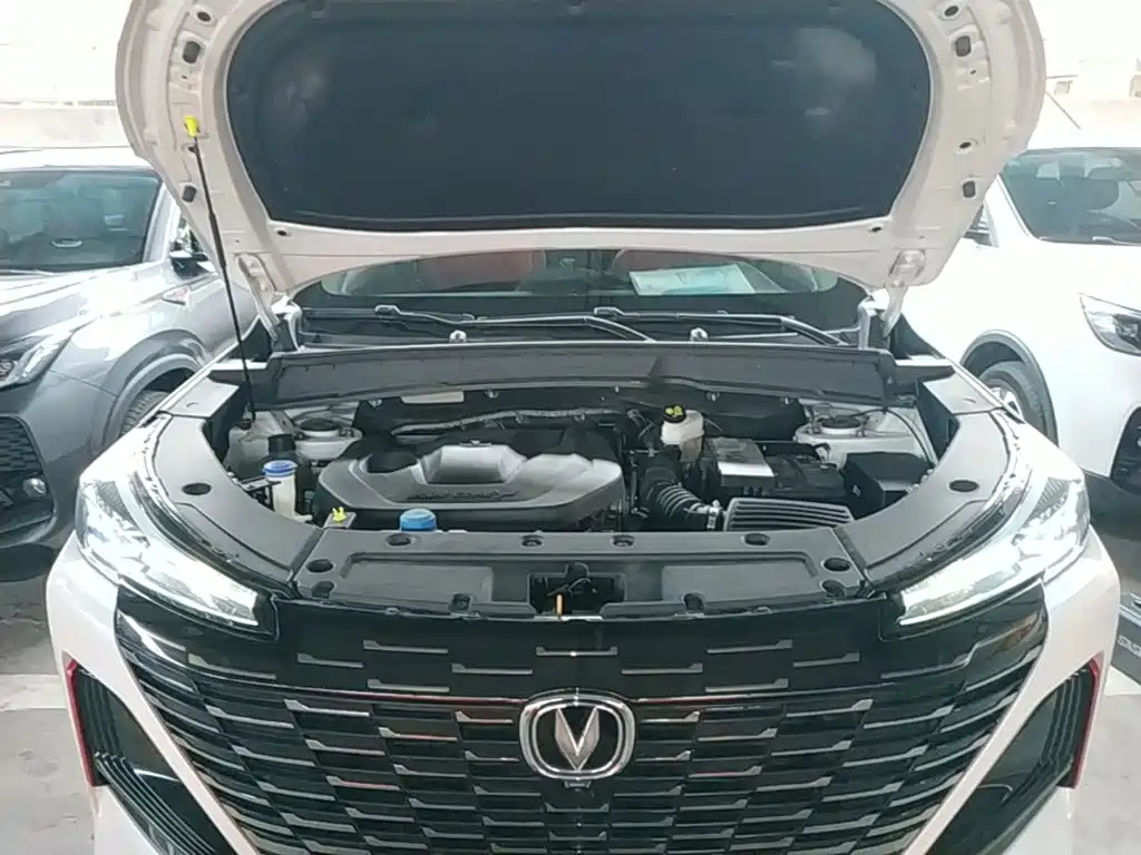 Фото 20 - Changan CS55 PLUS