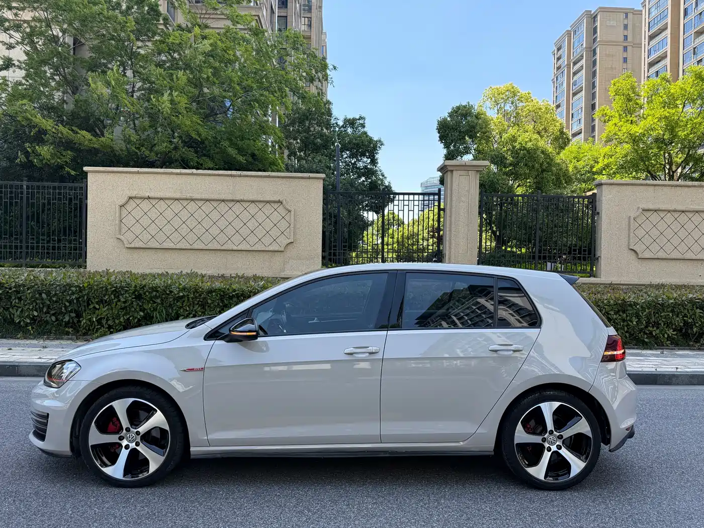 Volkswagen Golf GTI 2016 2.0TSI GTI фото 7