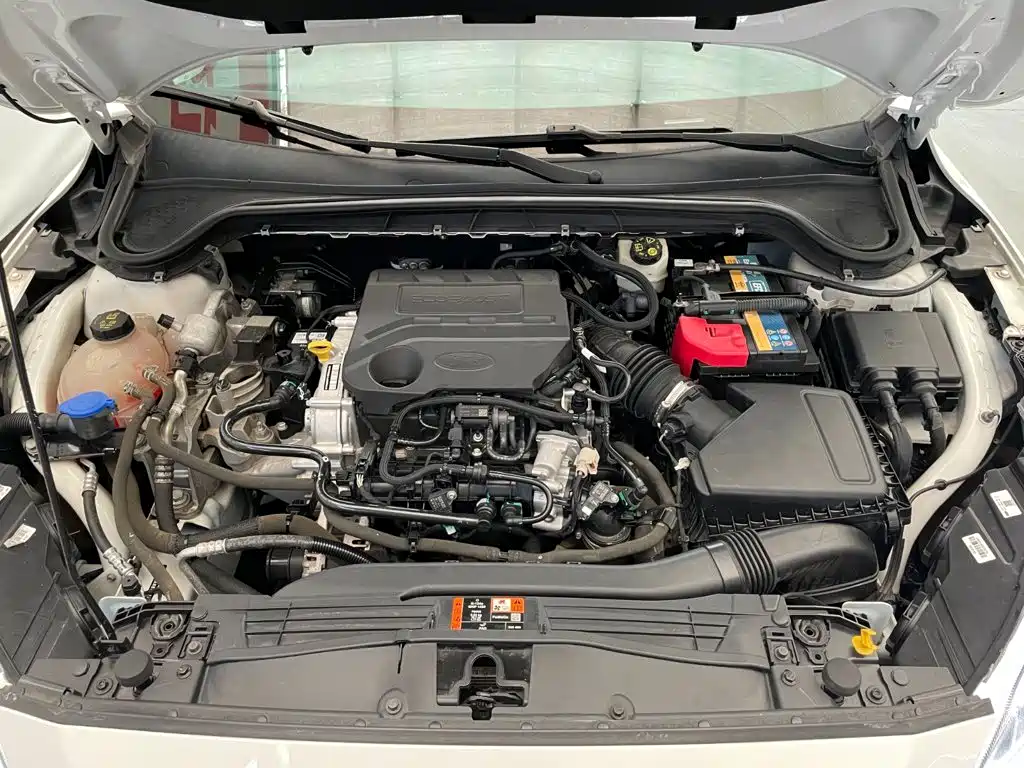 Фото 16 - Ford Focus