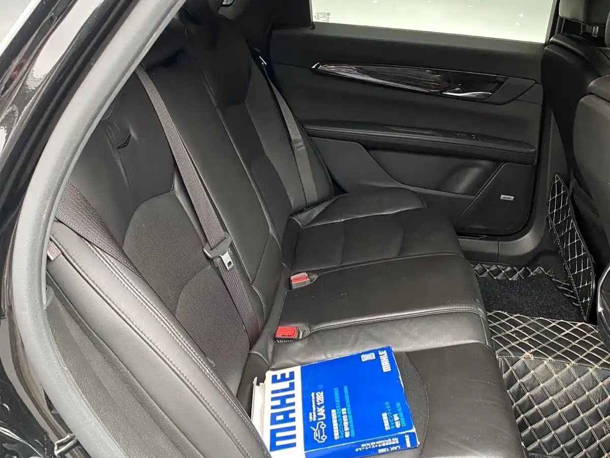 Фото 14 - Cadillac CT6