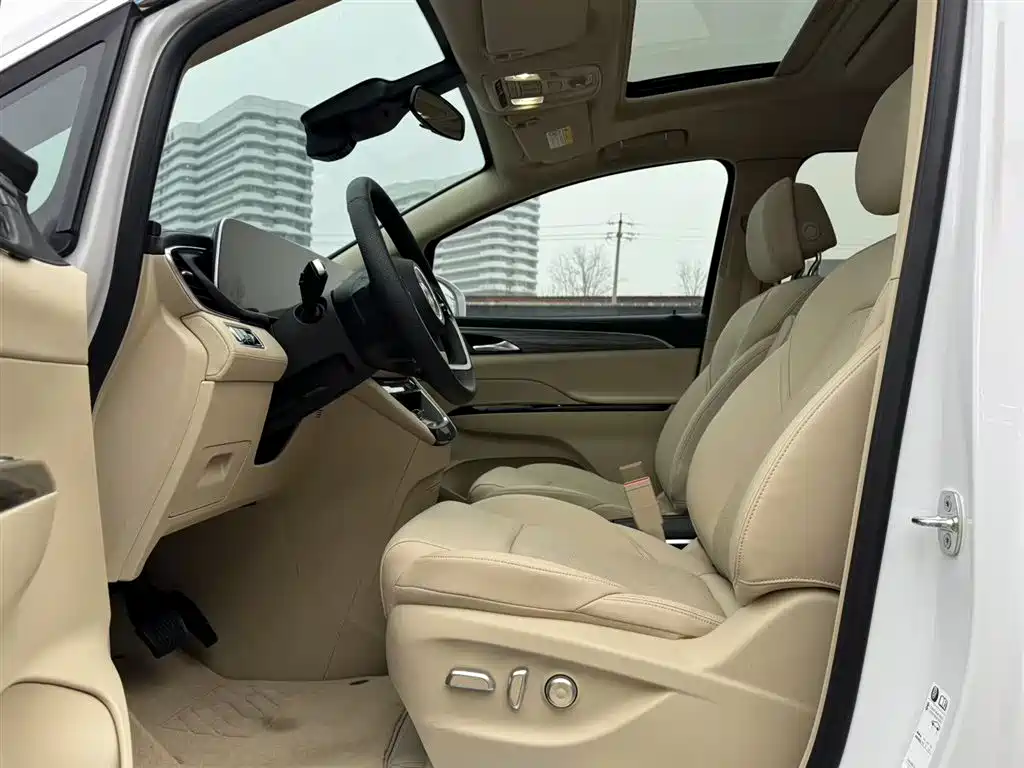 Buick GL8 New Energy 2025 Land Honor Premium Edition 7-Seater фото 21