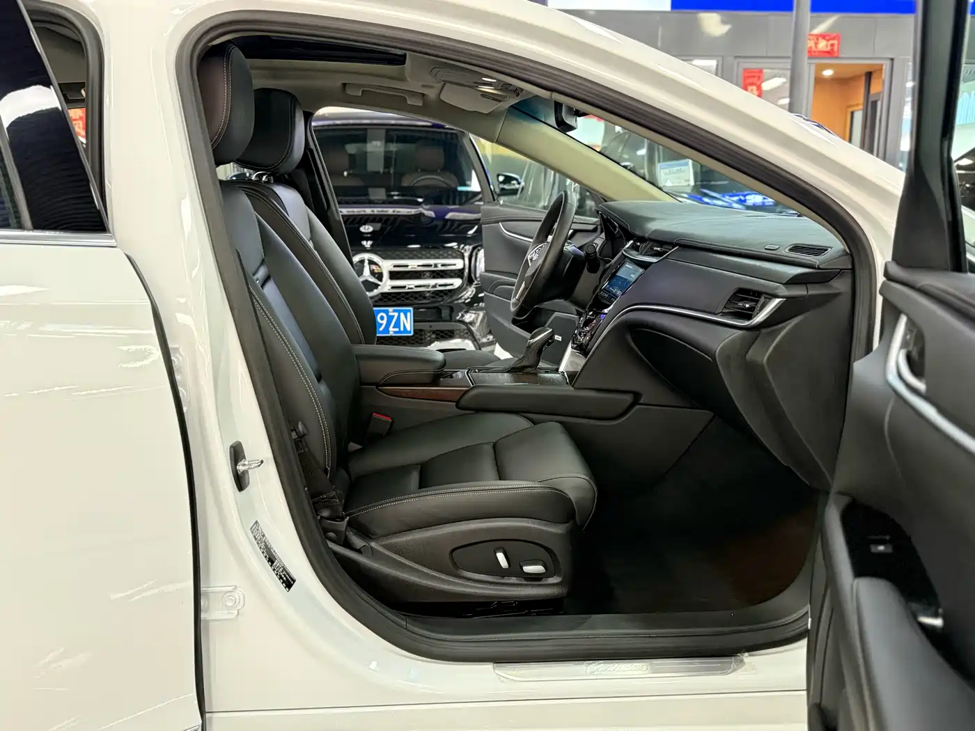 Cadillac XTS 2018 28T Technology фото 16