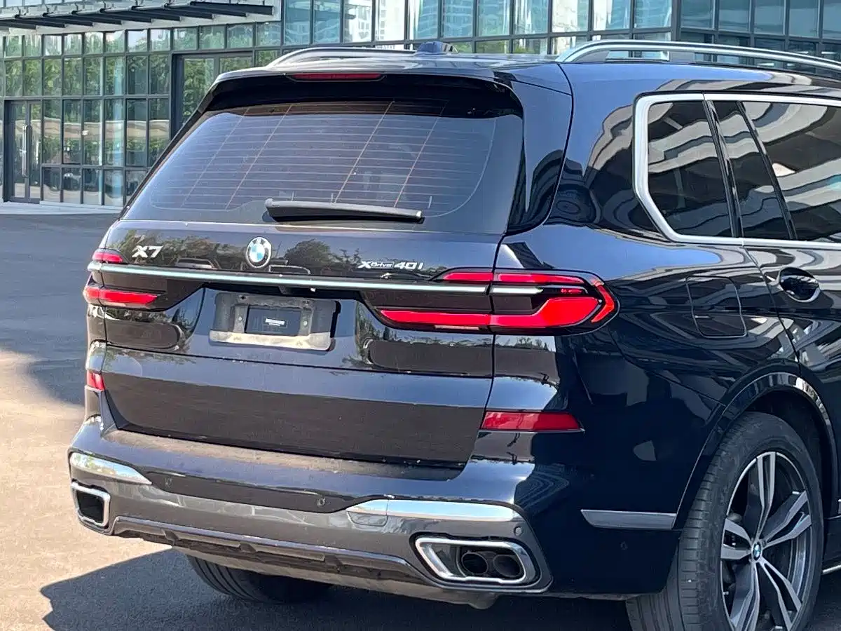BMW X7 2023 xDrive40i Exclusive M Sport Package фото 10