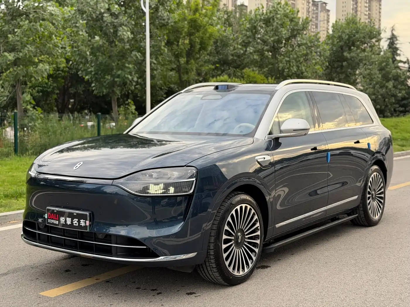 AITO Wenjie AITO M9 2025 Extended Range Ultra 52kWh 6-Seater