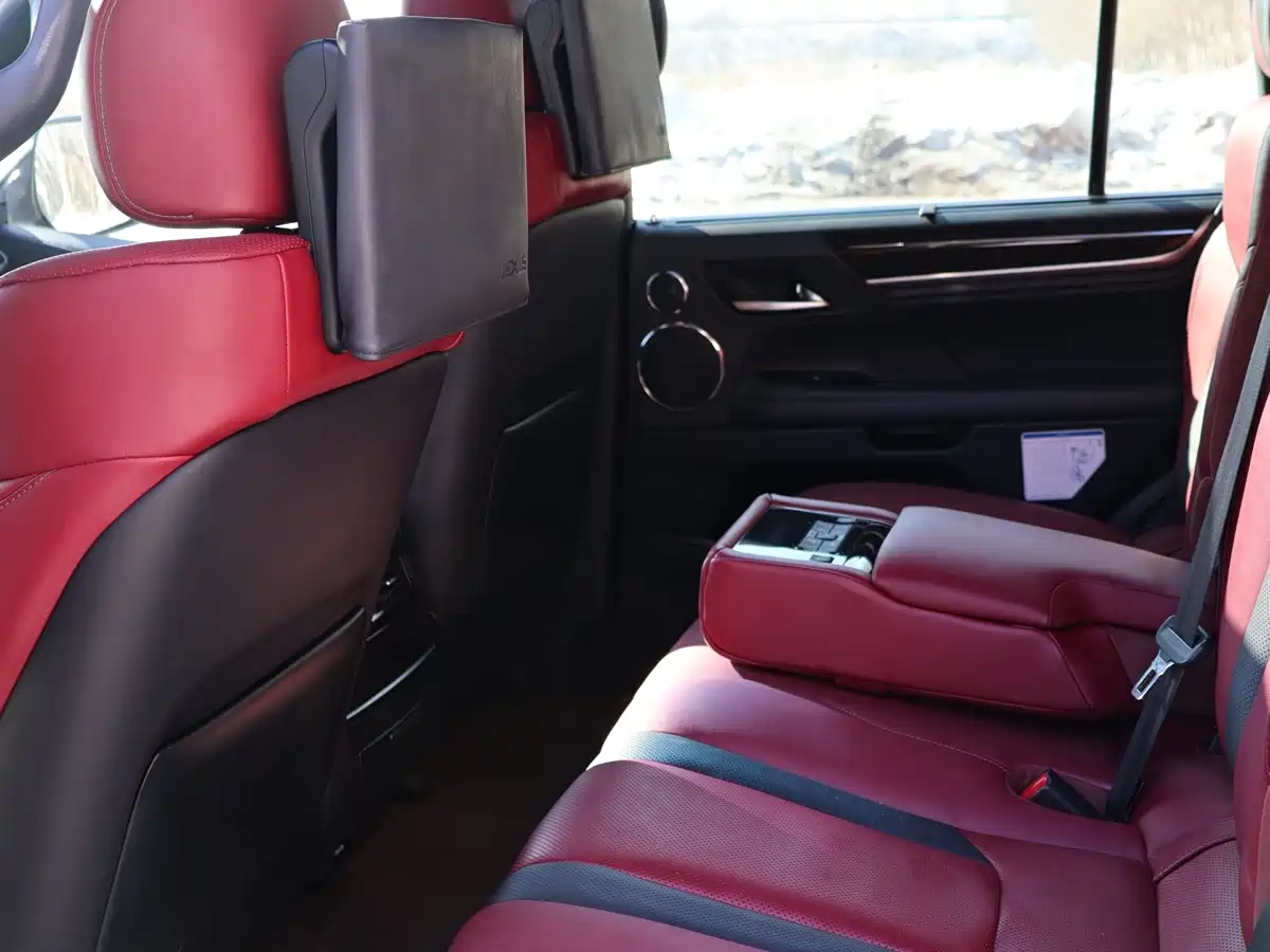 Lexus LX 2019 570 Peak Special Edition фото 13