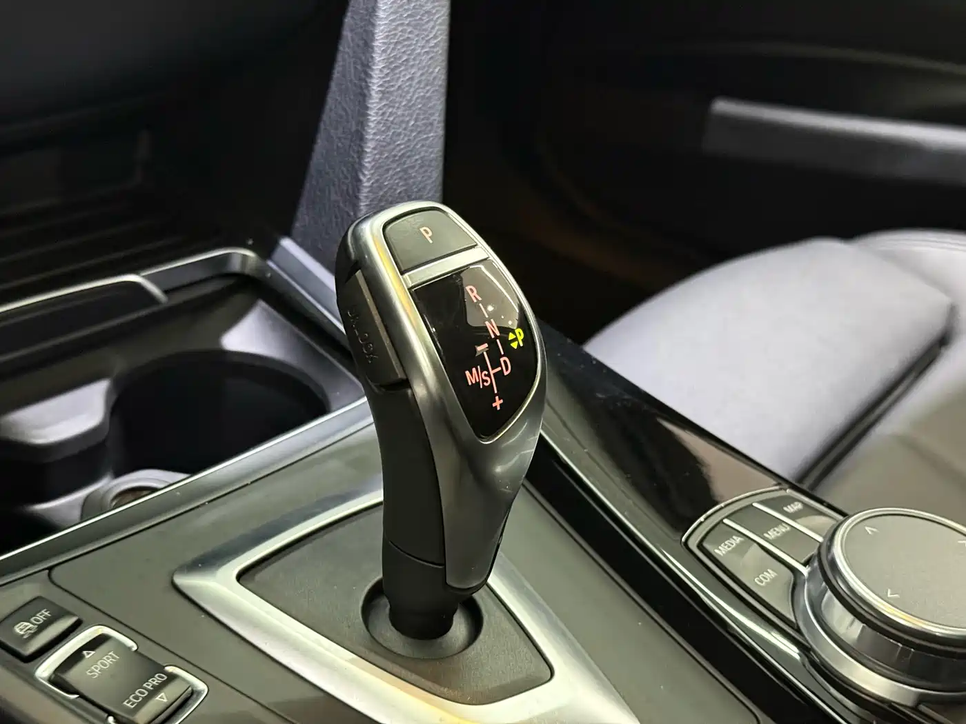 BMW 3 Series 2019 320Li M Luxury Package фото 6