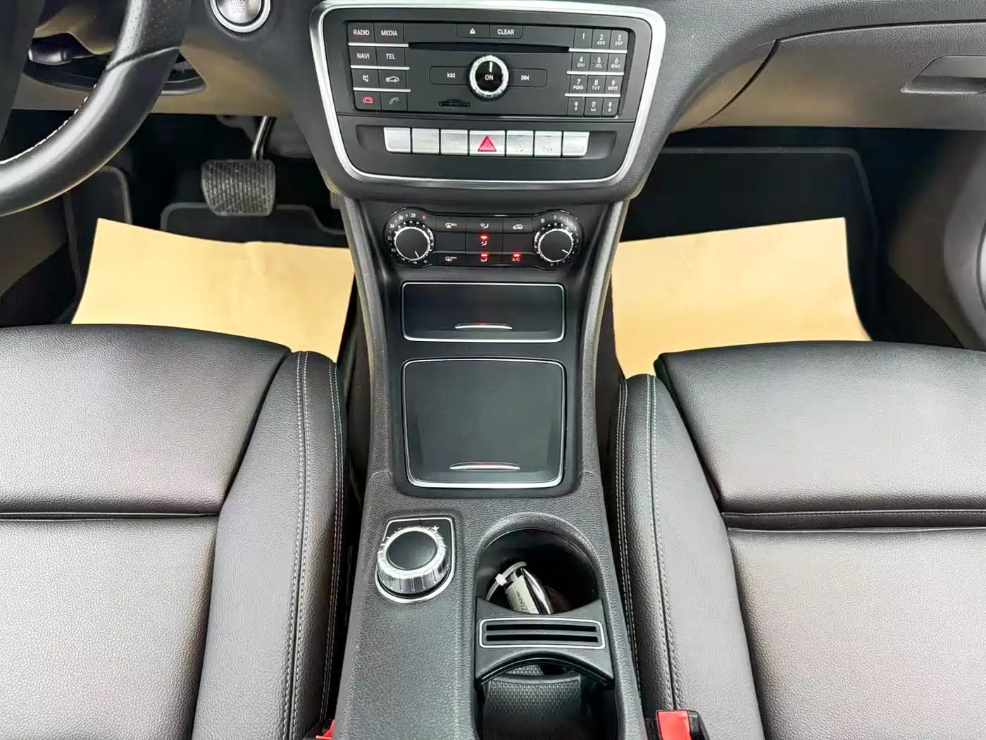 Mercedes-Benz CLA (Import) 2016 CLA 200 Fashion фото 18