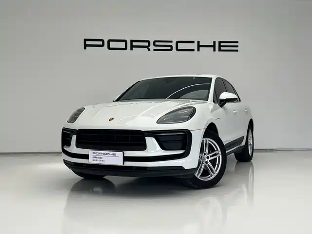 Porsche Macan 2024 Macan 2.0T — фото 1
