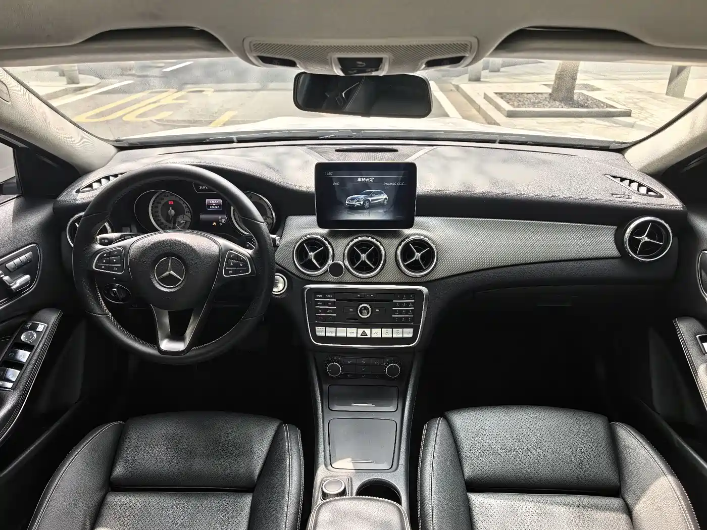 Mercedes-Benz GLA 2016 GLA 220 4MATIC Fashion фото 13