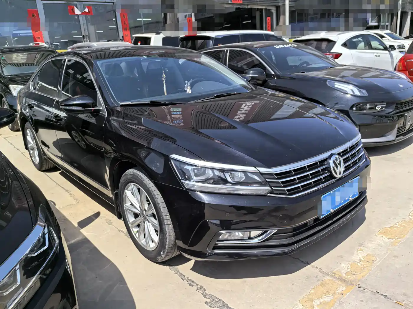 VOLKSWAGEN PASSAT