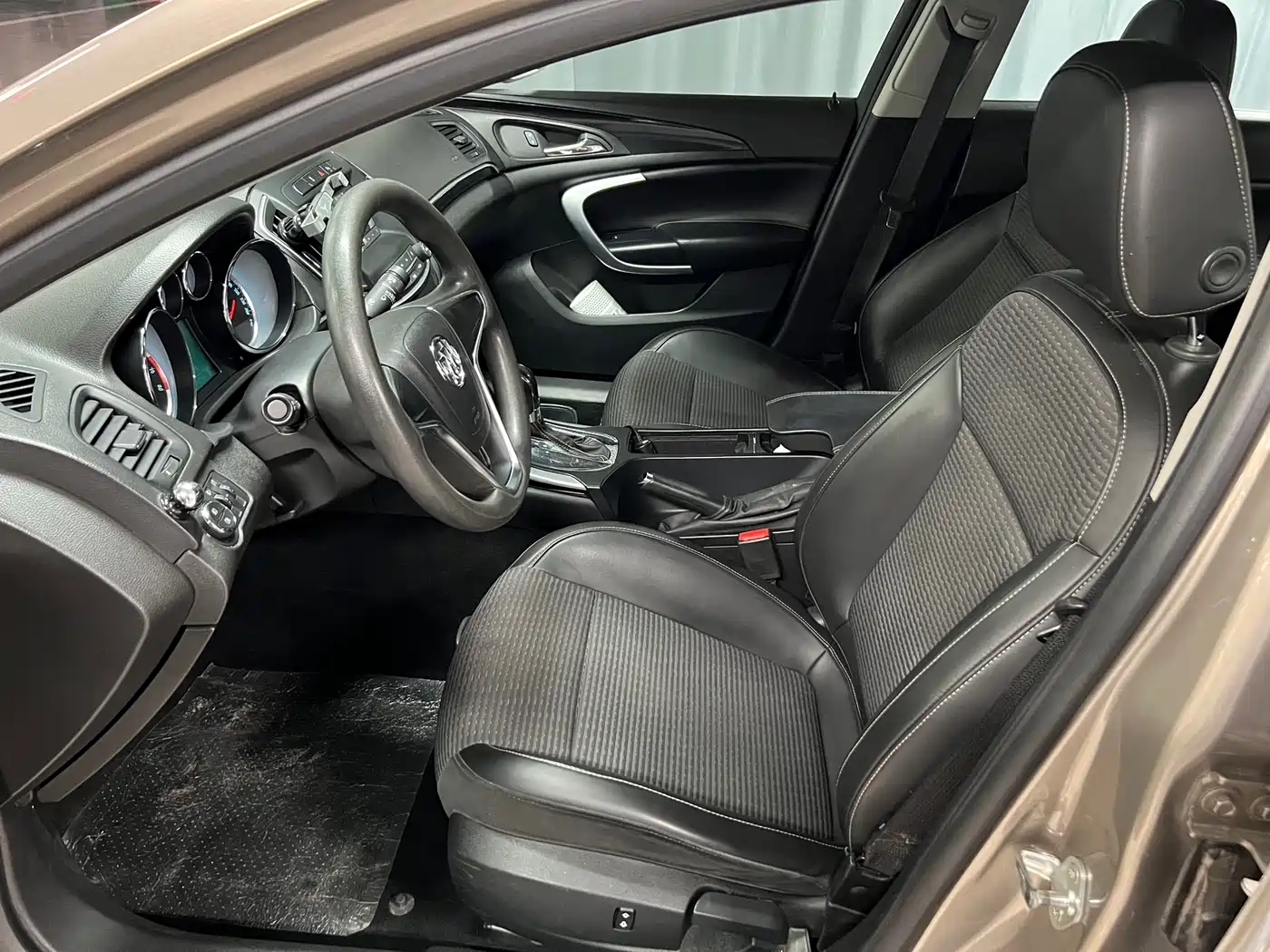 Buick Regal 2015 1.6T Leading Tech Edition фото 5