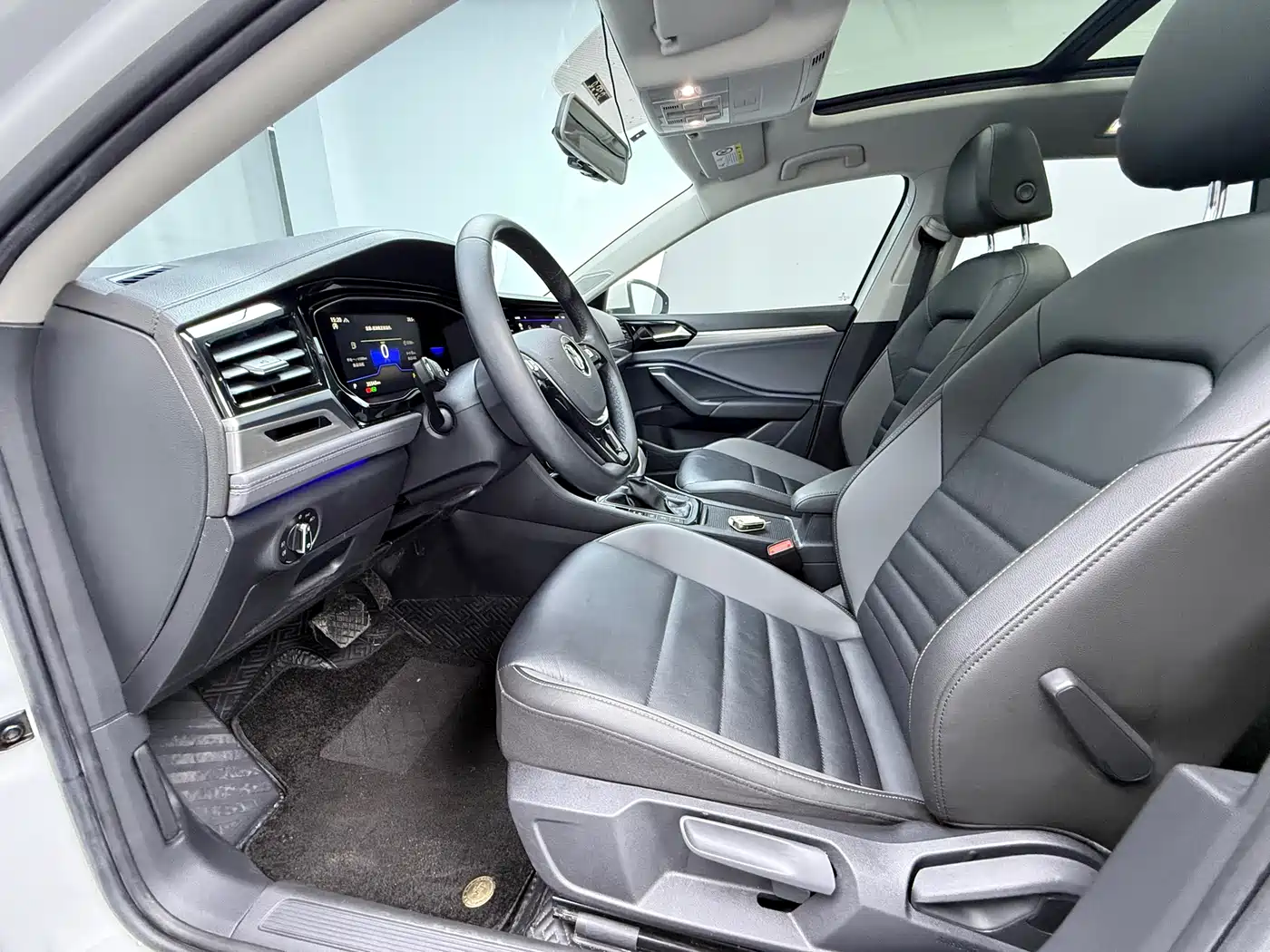 Volkswagen Sagitar 2021 280TSI DSG Surpassing Edition фото 7