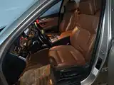 Photo 8 - BMW 5 Series