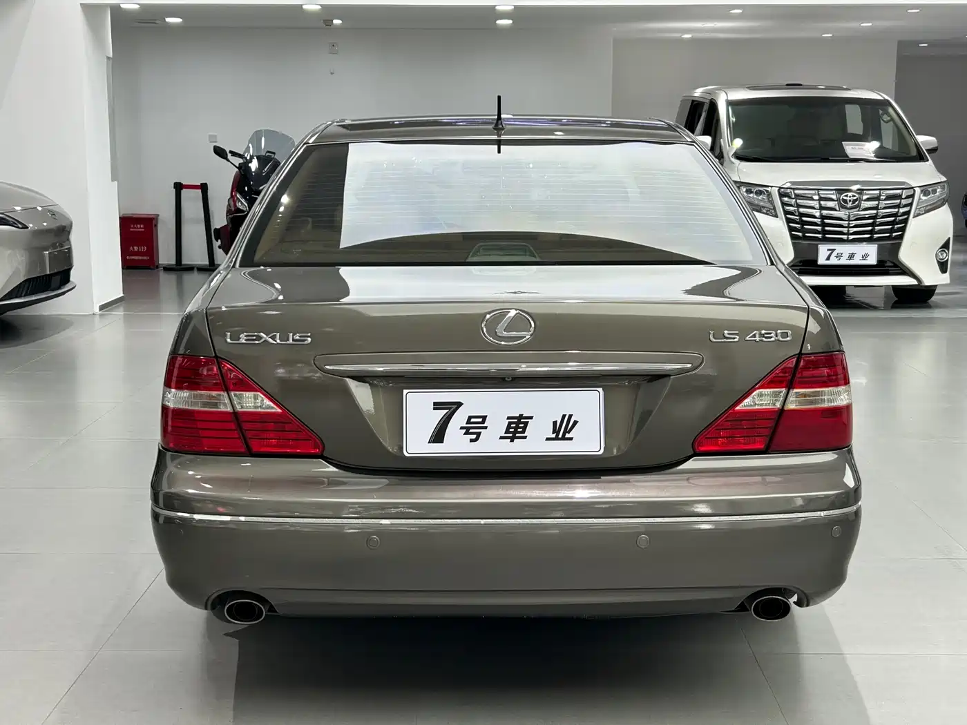 Lexus LS 2005 430 фото 18
