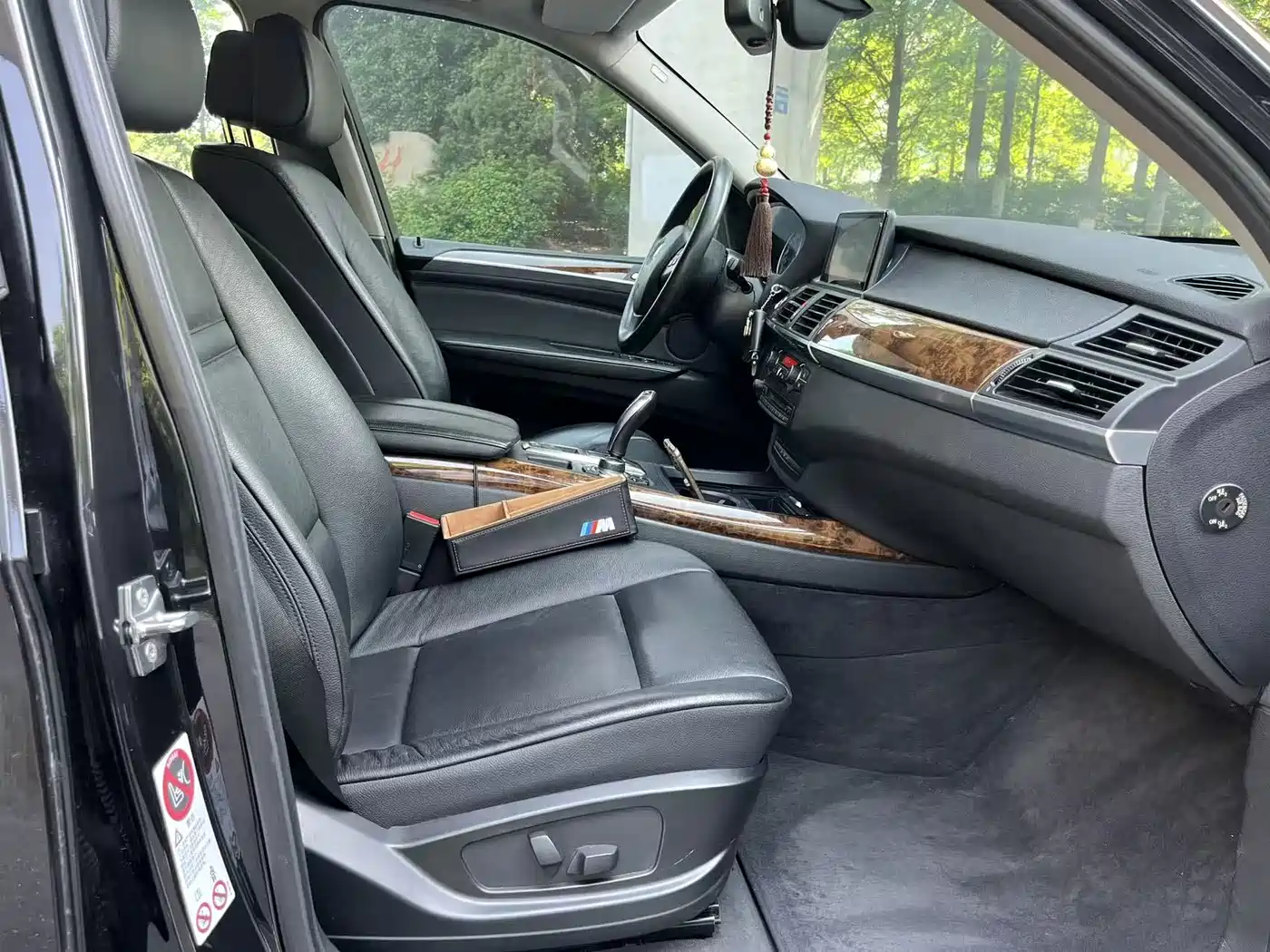 BMW X5 (Import) 2009 xDrive30i Leading фото 11