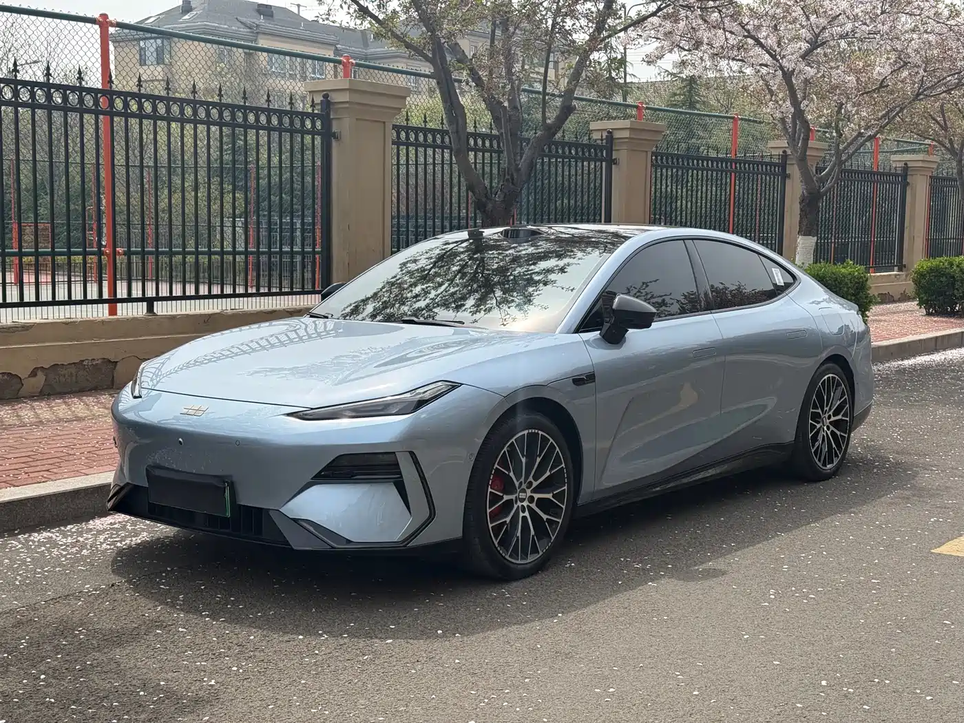 GEELY GALAXY GALAXY E8